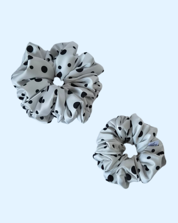 Scrunchie satynowa - Black dots