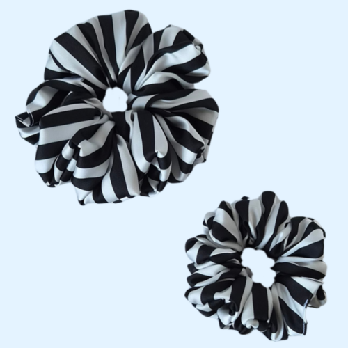 Scrunchie satynowa - Black&white stripes